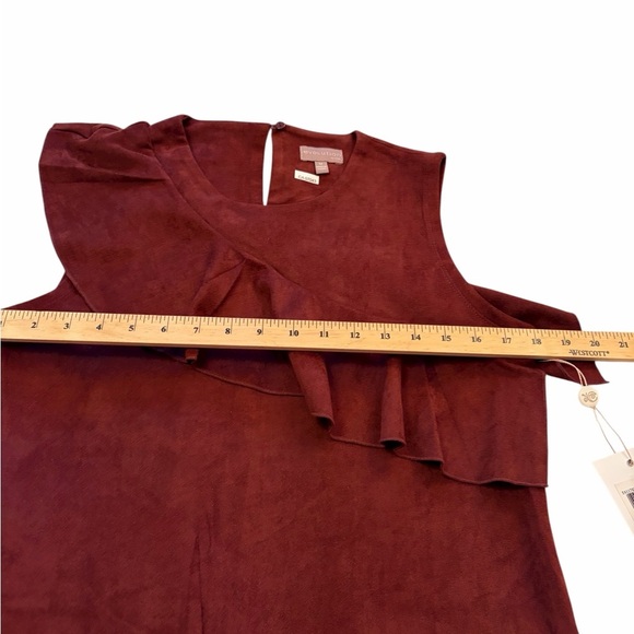 Evolution Rust Color Faux Suede Sleeveless Top/Ruffle-Back Keyhole-Medium NWT - Picture 2 of 10